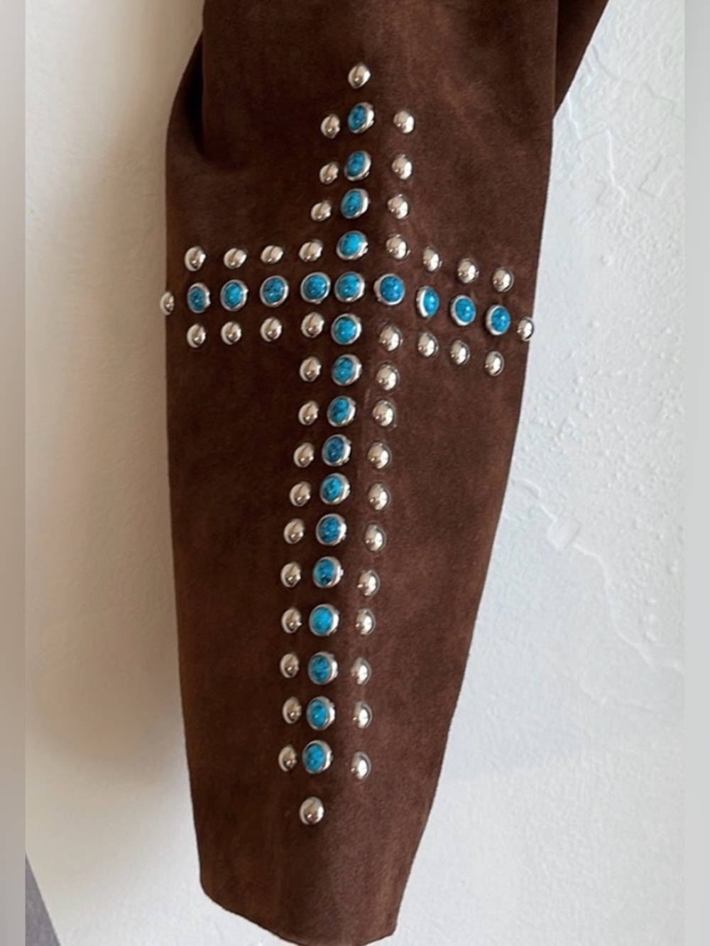 Stunning Exquisite Vintage Brown Suede Leather Jacket with Studded Details 🌟 - Picture 3 of 12